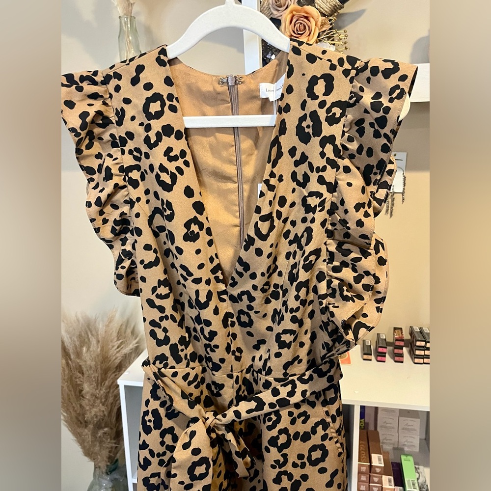 NWT Lovers + Friends Jill Tan Leopard Romper - Picture 9 of 10